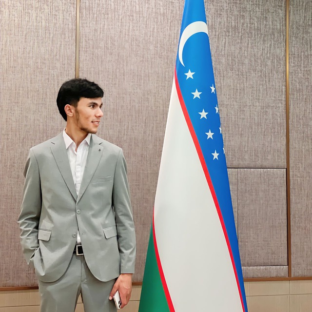 Xumoyun Xazratov